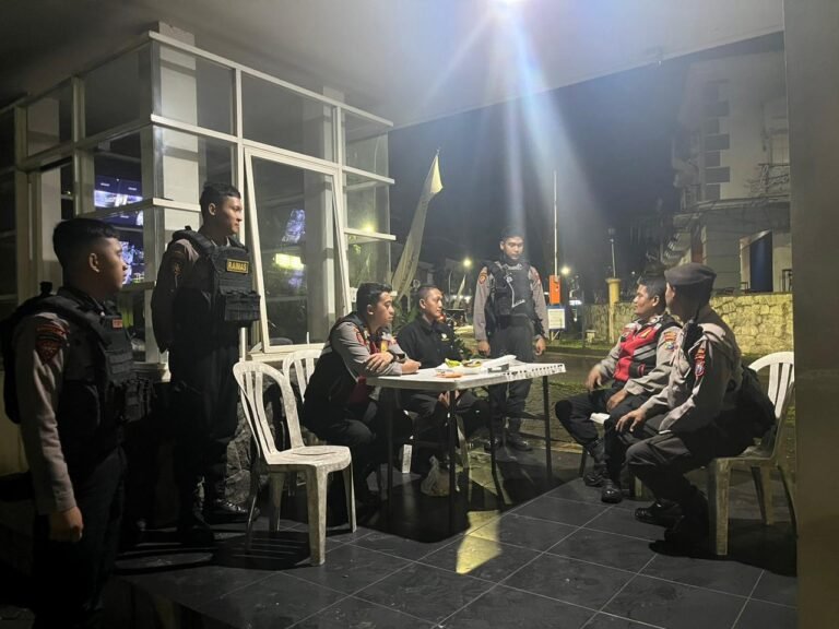 Jamin Kamtibmas Jelang Sahur, Polres Pasuruan Gelar Patroli Asmara Fajar