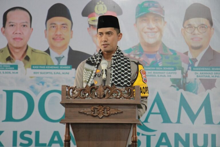 Hadiri Pondok Ramadhan SMK Islam Bustanul Ulum Kapolres Jember Beri Motivasi Santri