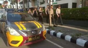 Gelar  Ngabubu – Ride dan Walk Patrol di Bulan Ramadhan Cara Sat Samapta Polres Kediri Kota Dekat Dengan Masyarakat