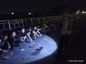 Pastikan Aman Ditinggal Mudik Pemilik Saat Lebaran, Polsek Mojoroto Intensifkan Patroli Rumah – rumah Kosong, Ini Hasilnya !