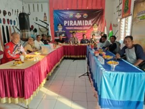 Sampaikan Pesan Kamtibmas, Polres Pasuruan Gelar Ngopi Bareng Media (Piramida)