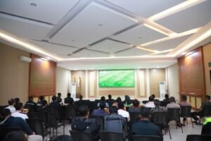 Seru, Polres Kediri Gelar Nobar Timnas Indonesia vs Iraq.