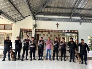 Peringati Kenaikan Isa Almasih di Kota Kediri: Sat Samapta Polres Kediri Kota Seterilisasi Sejumlah Gereja