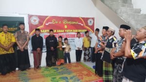 Malam 20 muharam Doa Bersama Dengan Anak Yatim dan Dhuafa Kegiatan Rutin LSM GMBI Distrik Gresik