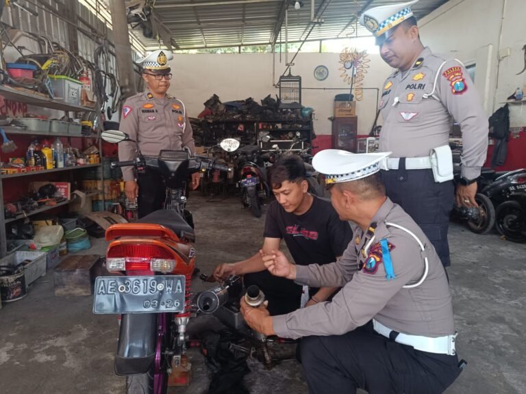 Sosialisasi Ops Patuh Semeru 2024, Polres Ponorogo Tegaskan Larangan Penggunaan Knalpot Tidak Sesuai Spectek.