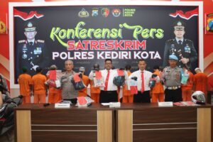 Polres Kediri Kota Ungkap 8 Kasus Pengeroyokan Hingga Curanmor Selama Bulan Juli 2024.
