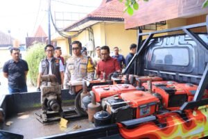 Respon Cepat, Polisi Berhasil Amankan Lima Tersangka Komplotan Pencuri Diesel di Ngawi.