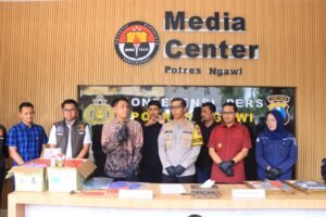 Polisi Berhasil Ungkap Pemalsuan Obat Tikus di Ngawi.