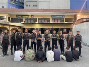 Polres Pelabuhan Tanjungperak Amankan 7 Kelompok Gang Allstar di Tenggumung Baru Surabaya.