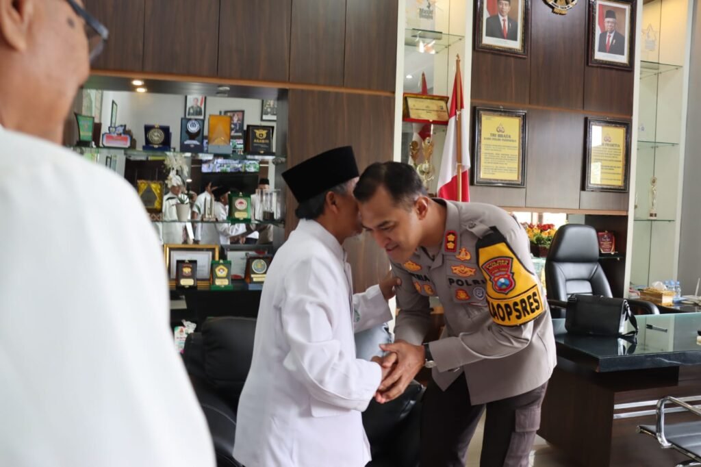 Cooling System Jelang Pilkada, Kapolres Magetan Sambut Silaturahmi Ketua MUI Sinergitas Ulama dan Umaro.
