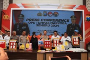 Polres Kediri Kota Berhasil Amankan Belasan Tersangka Penyalahgunaan Narkoba, Satu Diantaranya Wanita.
