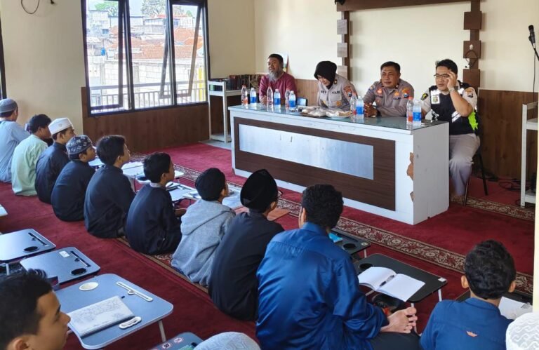 Jaga Nilai Moral, Polresta Malang Kota Gelar Sosialisasi Bahaya LGBT.