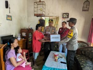 Peduli Disabilitas, Polres Probolinggo Berikan Tali Asih Kepada Anak Berkebutuhan Khusus.