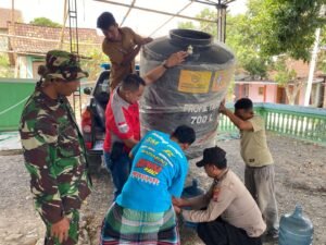 Sinergitas 3 Pilar, Polres Bondowoso Bantu Air Bersih Untuk Warga Desa Keprak.