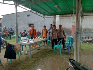 Kapolsek Krian Tinjau Banjir Luapan Sungai Mas, 180 Rumah Terendam