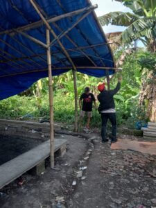 Polsek Krian Grebek Lokasi Sabung Ayam di Sedengan Mijen, Puluhan Barang Bukti Diamankan
