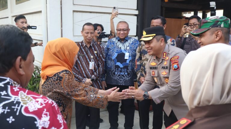 Kapolres Nganjuk Dampingi Gubernur Jatim, Ratusan Personel Disiagakan Jaga Keamanan Kunjungan Kerja