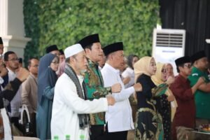 Dapat Gelar Bapak Yatim Piatu Sidoarjo, Bupati Subandi Ajak Seluruh Elemen Peduli Anak Yatim Piatu