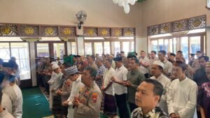 Polresta Banyuwangi Gelar Sholat Ghaib untuk Korban KMP Tunu Pratama Jaya