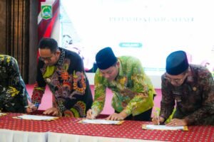 Bupati Sidoarjo Tandatangani Komitmen Bersama Akselerasi Penerapan Manajemen Talenta