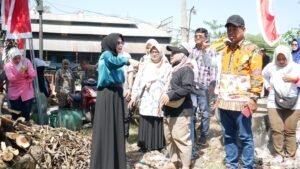 Sidak Sungai Buntung, Wabup Mimik Ajak Masyarakat Tidak Buang Sampah di Sungai