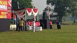 Upacara Bendera Merah Putih Kemerdekaan RI Desa Kedensari, Beraroma Mirip Istana Negara