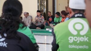 Polres Gresik dan Komunitas Ojol Bersatu, Sholat Gaib dan Doa Bersama untuk Almarhum Affan