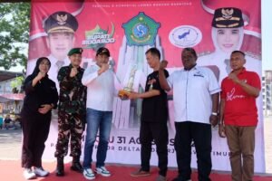 Ribuan Kicau Mania Berkompetisi Perebutkan Piala Bupati