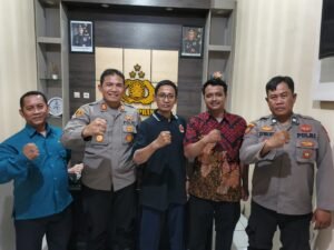 Kapolsek Prambon dan Kepala SMK Ma’arif Ajak Siswa Siswi Fokus Belajar, Jangan Mudah Terprovokasi