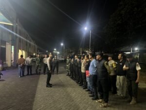 Polres Pasuruan Gelar Patroli Gabungan Antisipasi Peredaran Miras