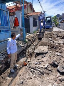 Kades Kureksari Tinjau Persiapan Pemasangan Bod Culvert dan Pembangunan infrastruktur Frontage Road