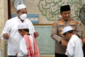 Polres Probolinggo Safari Jum’at Wujudkan Kemitraan yang Solid dan Lingkungan Kondusif
