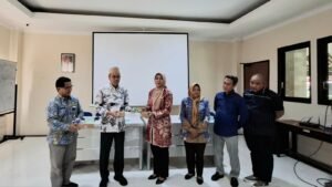 Tak Perlu Lagi ke MPP, Warga Sidoarjo Bisa Cetak KTP di Kecamatan