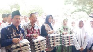 Wabup Sidoarjo Kunjungi Dua Sekolah Sekaligus, Pastikan Menu MBG Aman Dikonsumsi