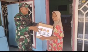 Koramil 0816/13 Wonoayu Gelar Bhakti Sosial Pemberian Sembako Dalam Rangka HUT TNI ke 80