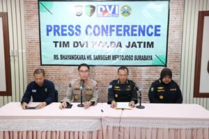 Tim DVI Polda Jatim Kembali Identifikasi 8 Jenazah Korban Robohnya Ponpes Al-Khoziny Sidoarjo
