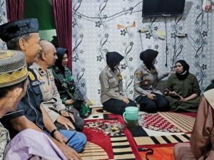 Kapolsek Sedati Ikuti Pemakaman Santri Al Khoziny Asal Desa Pulungan