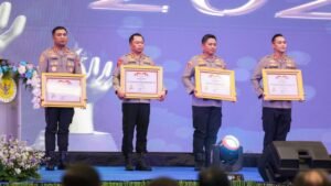 Terus Majukan Pelayanan Publik, Polresta Sidoarjo Terima Kompolnas Award 2025
