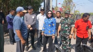 Jembatan di Tambak Cemandi Putus, Wakil Bupati Sidoarjo Sidak dan Janjikan Pembangunan Secepatnya