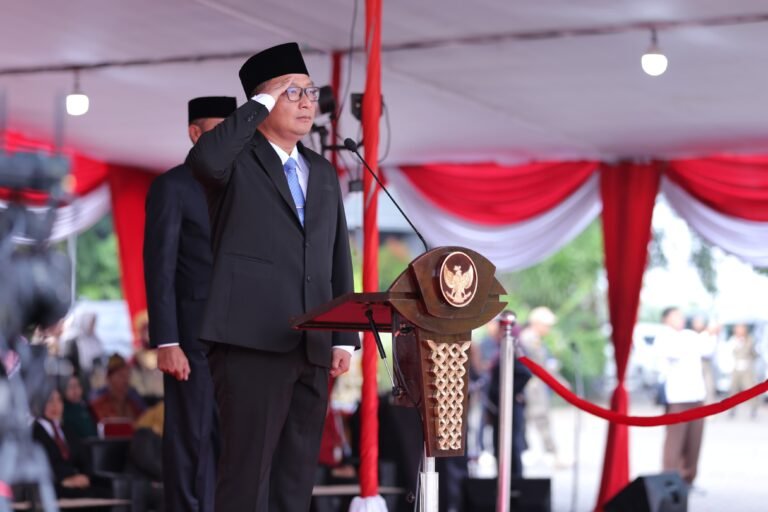 Pemuda Pemudi Bergerak, Indonesia Bersatu: Pemkab Gresik Peringati Hari Sumpah Pemuda ke-97