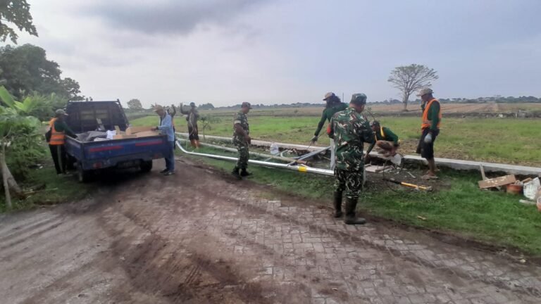 Warga Kedondong Tersenyum, Desa Kini Terang Berkat TMMD Sidoarjo