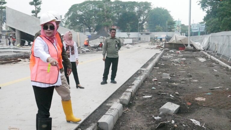 Wabup Sidoarjo Kembali Sidak Progres Pengerjaan Revitalisasi Alun-alun Sidoarjo