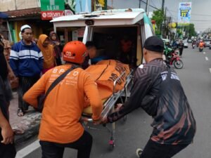 Gerak Cepat BPBD dan Basarnas Sidoarjo Evakuasi Siswa Tenggelam di Sungai Kanal Pucang