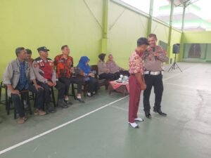 Polisi Beri Edukasi Bahaya Kenakalan Remaja dan Tertib Lalu Lintas di SMAN 1 Krian