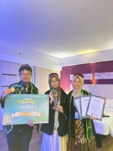 TIGA SISWA SMA AL MUSLIM RAIH JUARA 1 NASIONAL LOMBA SOCIAL MEDIA CHALLENGE KEMENTERIAN AGAMA