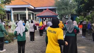 Polsek Krian Ikuti Senam SKJ Bersama Forkopimka, Perkuat Sinergitas Antarinstansi