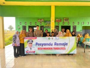 Kapolsek Krembung Tinjau Posyandu di Desa Wangkal, Tekankan Pentingnya Gizi Ibu dan Anak