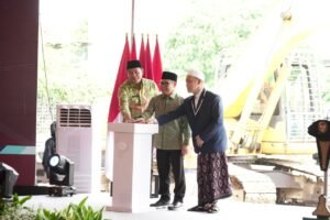 Bupati Subandi Dampingi Menko PM Muhaimin Iskandar Resmikan Groundbreaking Pembangunan Ulang Ponpes Al Khoziny