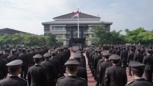 Polresta Sidoarjo Gelar Upacara Hari Ibu Ke-97