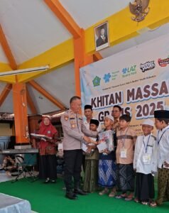 Forkopimka Jabon Bersama Yayasan Suara Hati Gelar Gebyar Khitan Massal 2025
